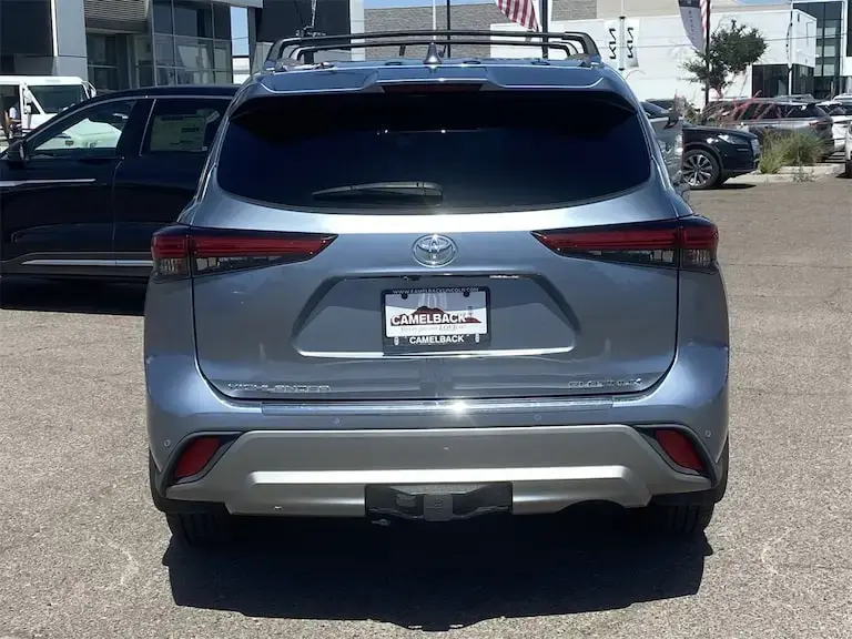 Best Petrol Suv 6 - - ROKAYAUTO 5