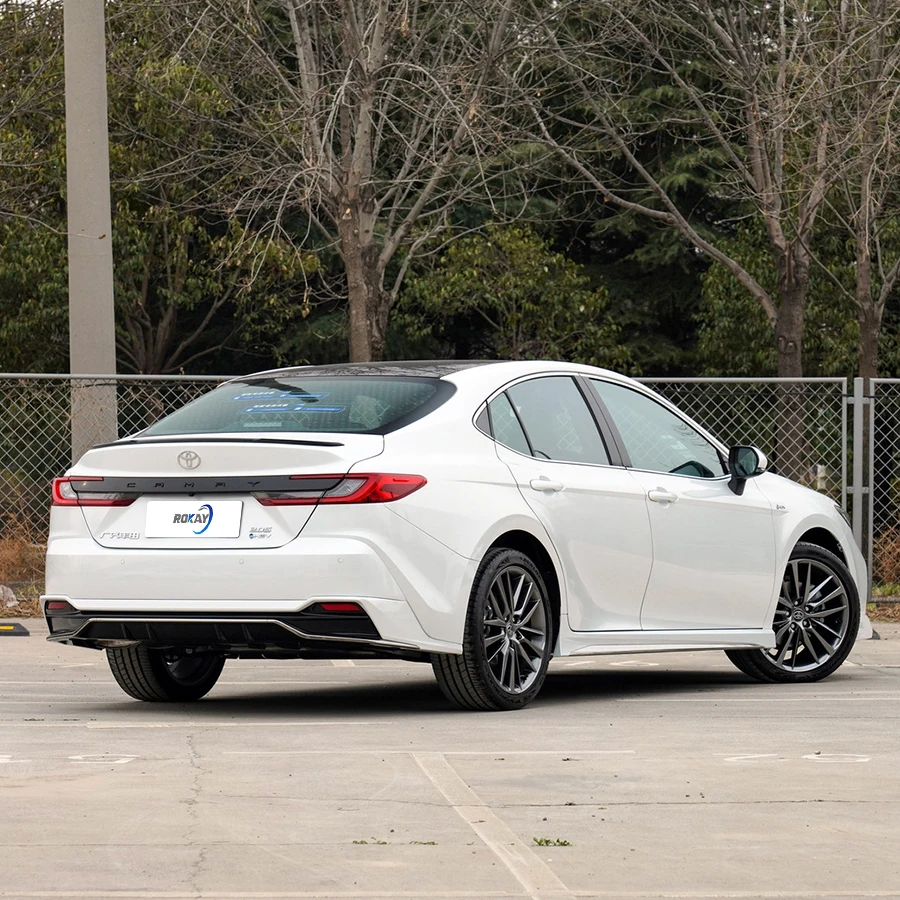 Coche híbrido EV con precio asequible Vehículo eléctrico híbrido Toyota Camry 2024 usado 2.0hxs Sport Plus Edition a la venta 3