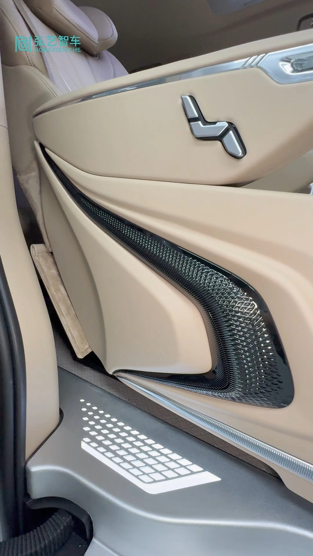 Light Luxury Throne 1.0 Executive Van Seat Upgrade for Sienna Buick GL8 chuanqi M8 Carnival 1