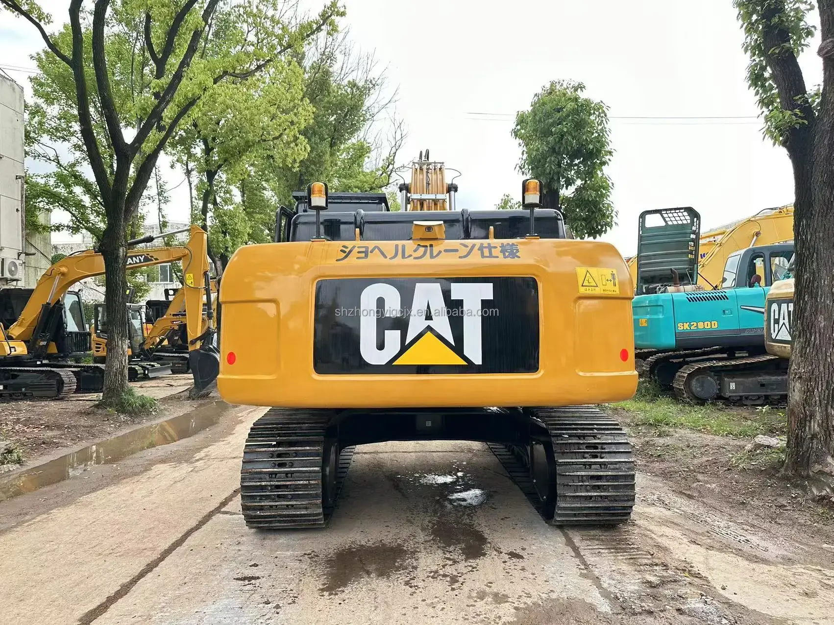 Factory Price Used Caterpillar Excavator Quality Assurance for Mining Production 4