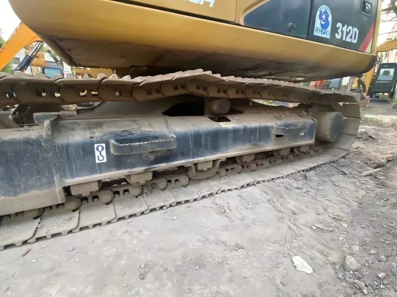 Newly Second Hand Hitachi Excavator with Good Price for Engineering Construction 7