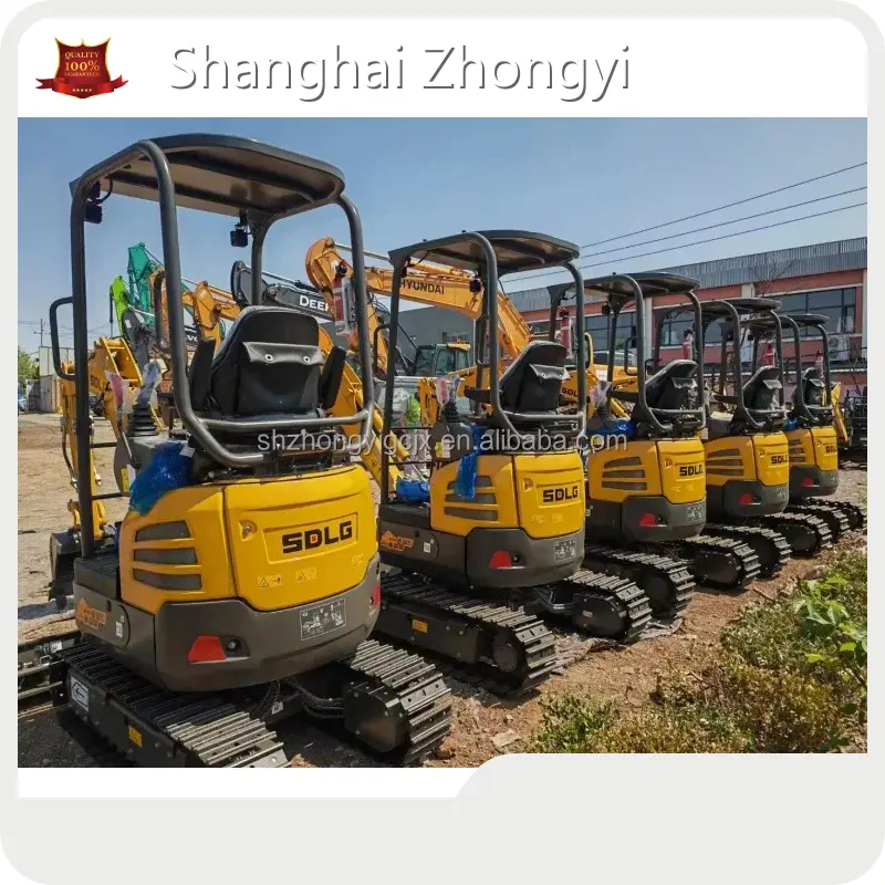 Factory Direct Mini Excavator Price Made in China for Engineering Construction 1