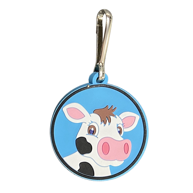 Personalized PVC metal keychain in 2D/3D 1