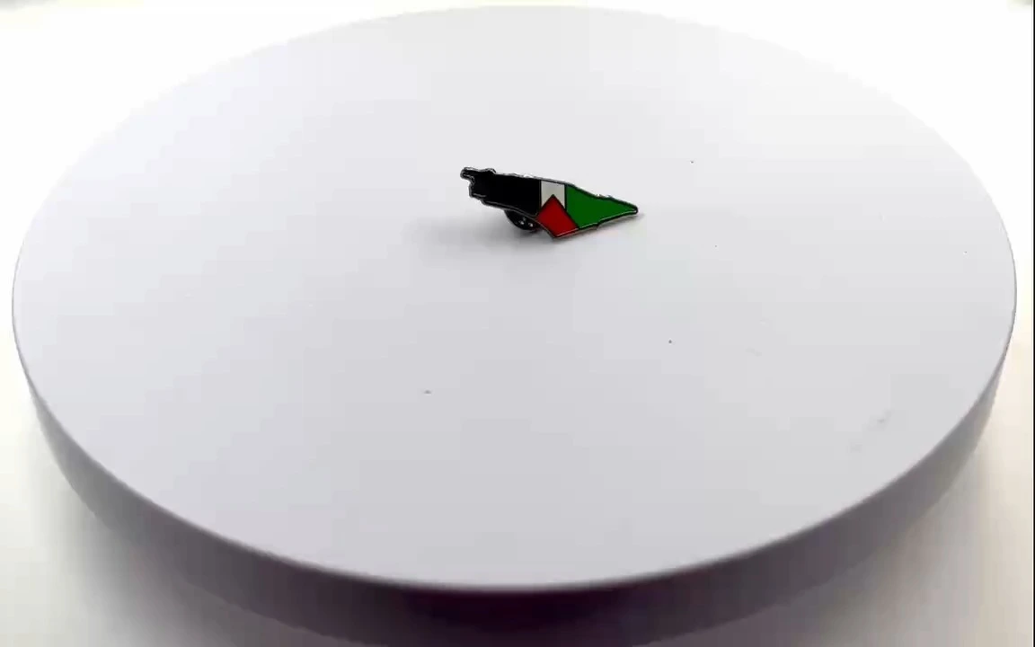 Bold Die-Cast Palestine Lapel Pin — Striking Black Finish with Vivid Soft Enamel 1