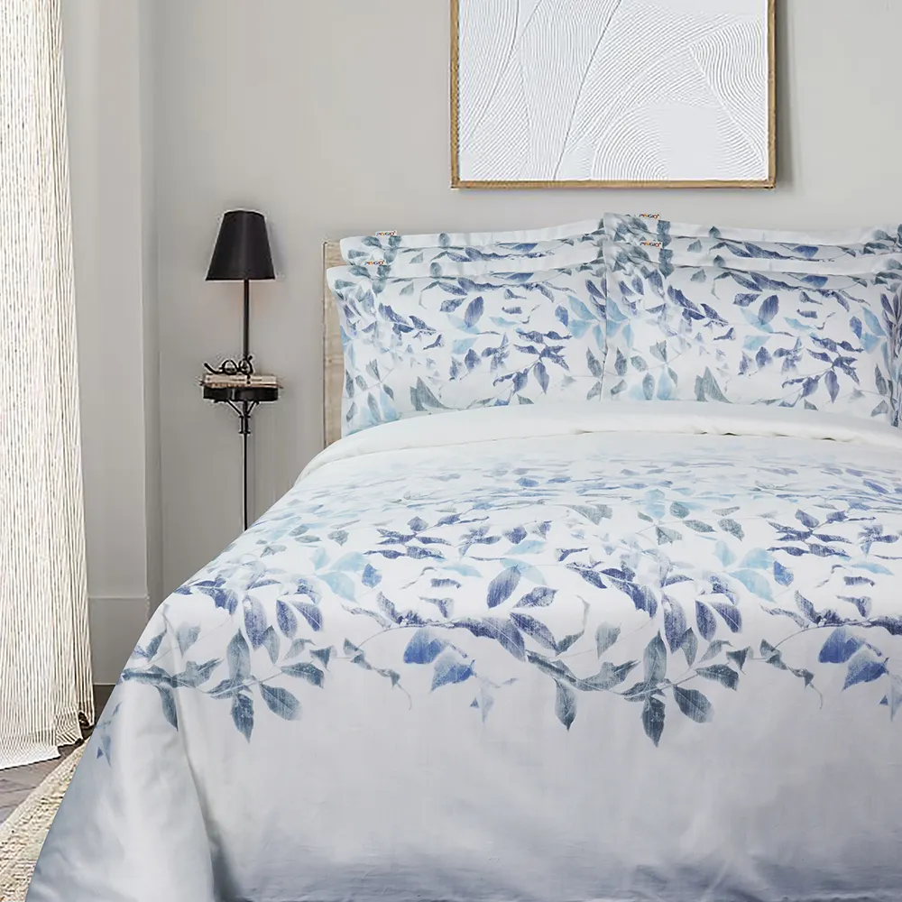 Complete Your Bedroom With A Full Bedding Set 1