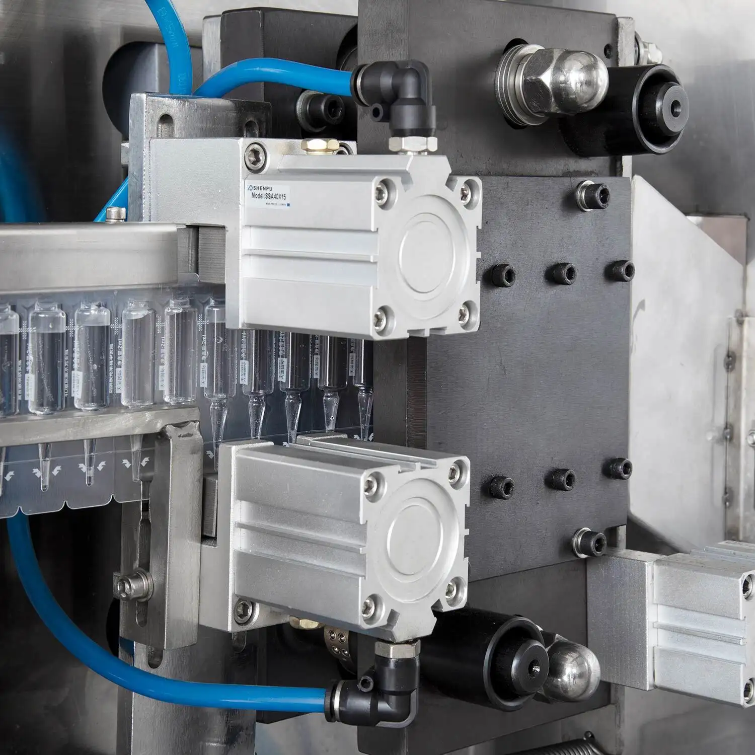 SUPM Brand Bottle Filling and Capping Machine Supplier 4