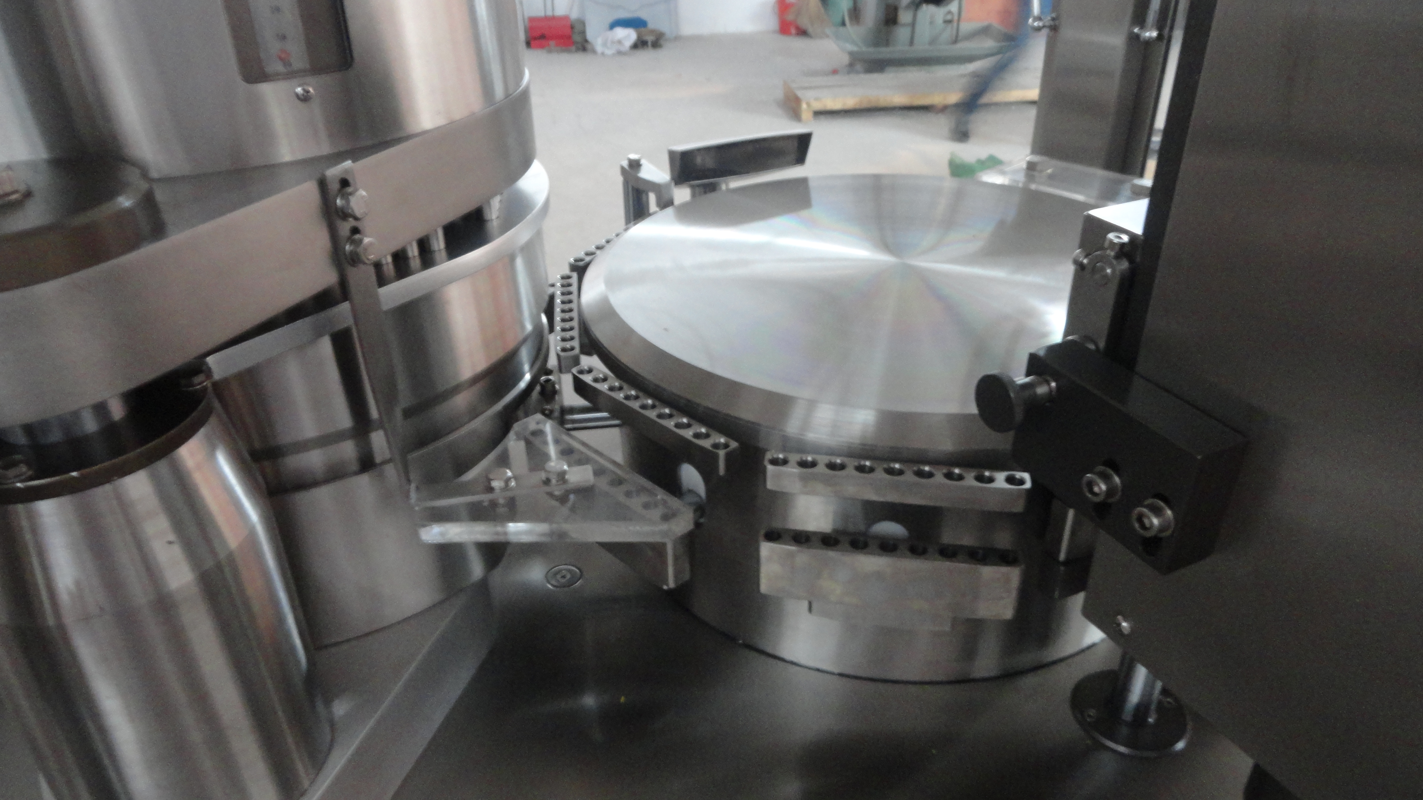 Automatische Kapselfüllmaschine (NJP-1200C) 3