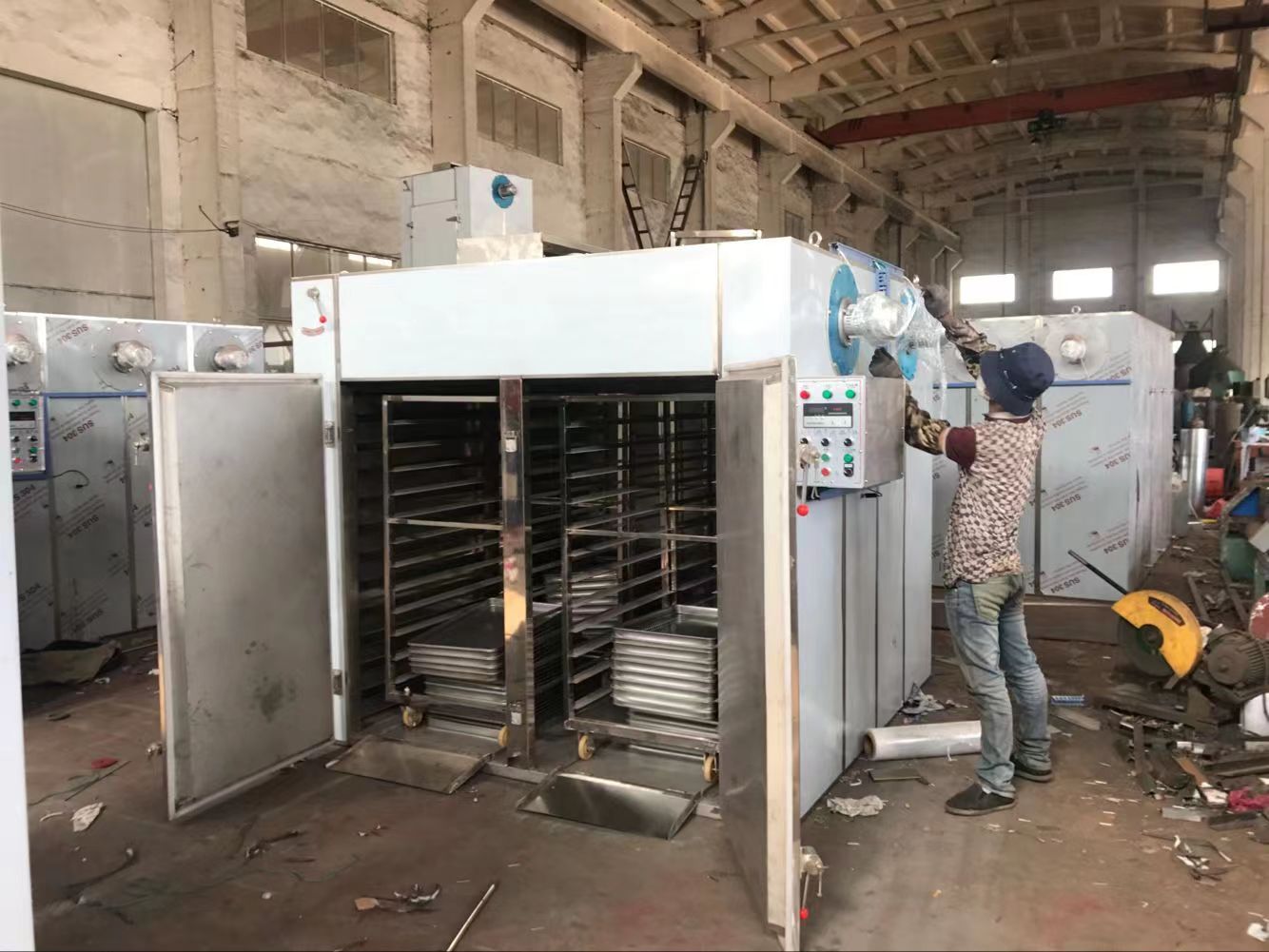 Horno de secado por circulación de aire caliente CT-C GMP 2