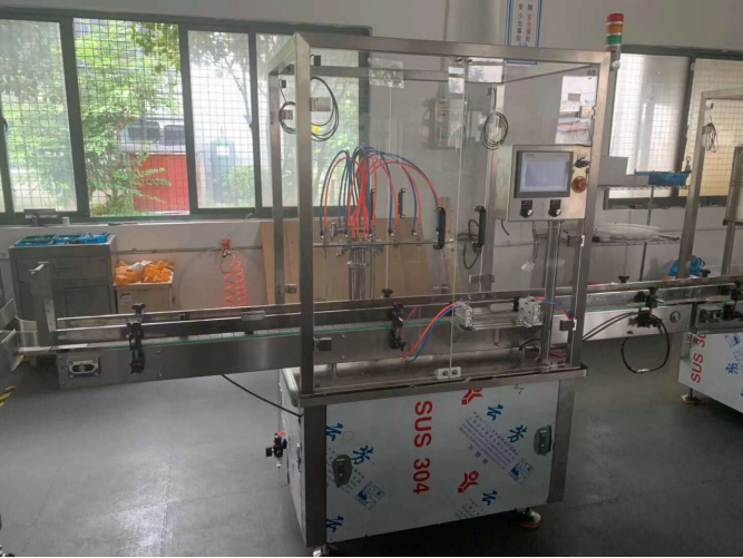 Máquina llenadora y taponadora de polvo de alta eficiencia 1