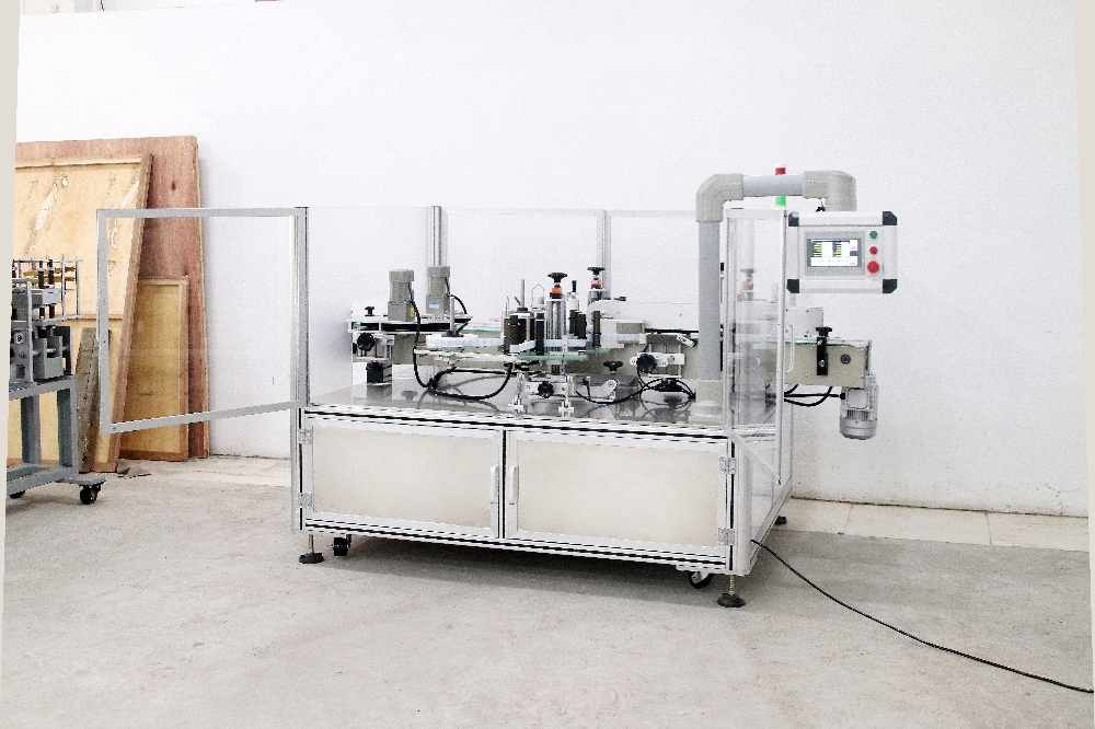 UN-3520 Automatic High-speed Diagonal Labeling Machine 4
