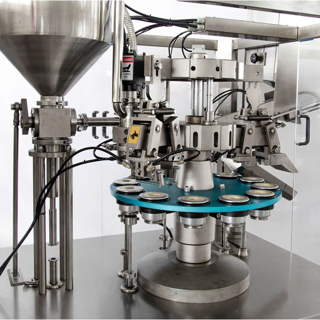 Plastic Tube Filling and Sealing Machine 6