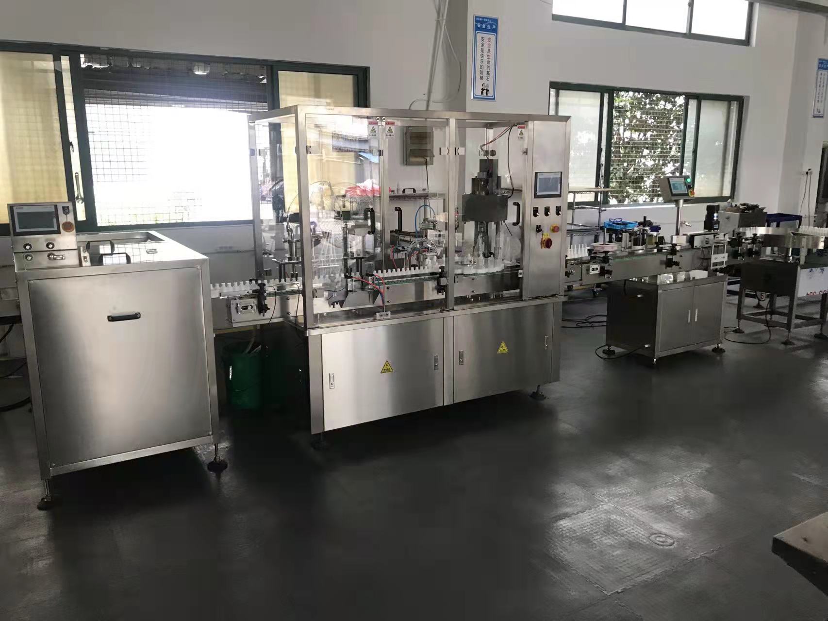 Línea de producción de llenado y tapado de botella rociadora
