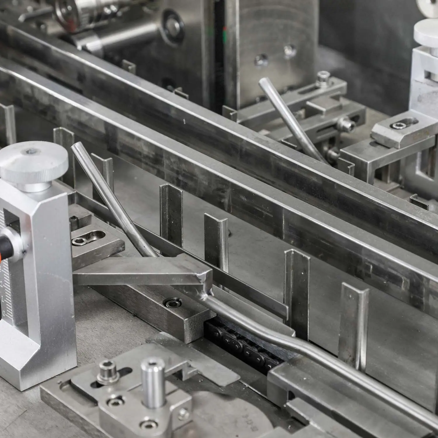 Pharma Tablet Manufacturing Machine Tablet - - SUPM 4
