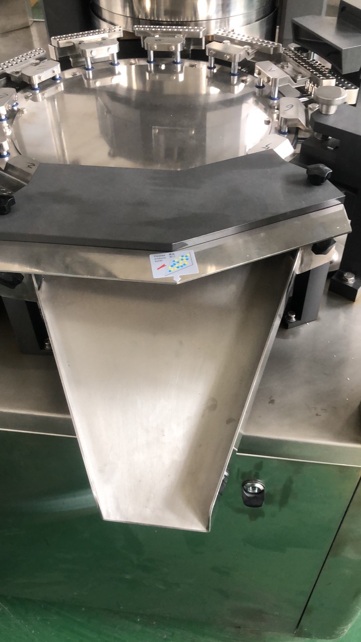 Llenadora de cápsulas totalmente automática NJP3500C 6