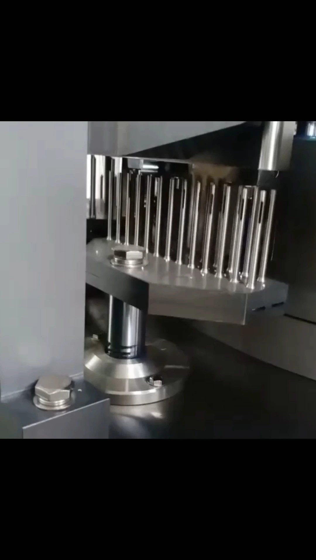 NJP3500C جهاز تعبئة الكبسولة الأوتوماتيكي بالكامل 1