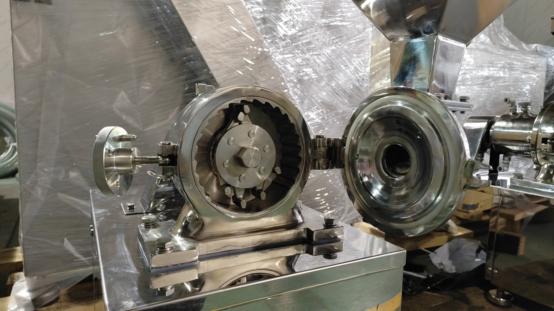 OEM Pharmaceutical Milling Machine SUPM 12hour Response 7