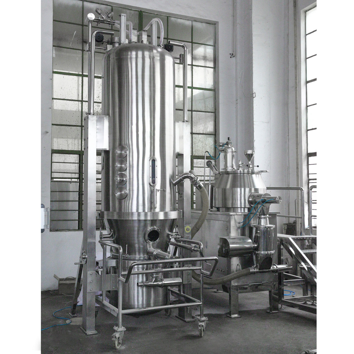 Granulator ze złożem fluidalnym FG-30 5