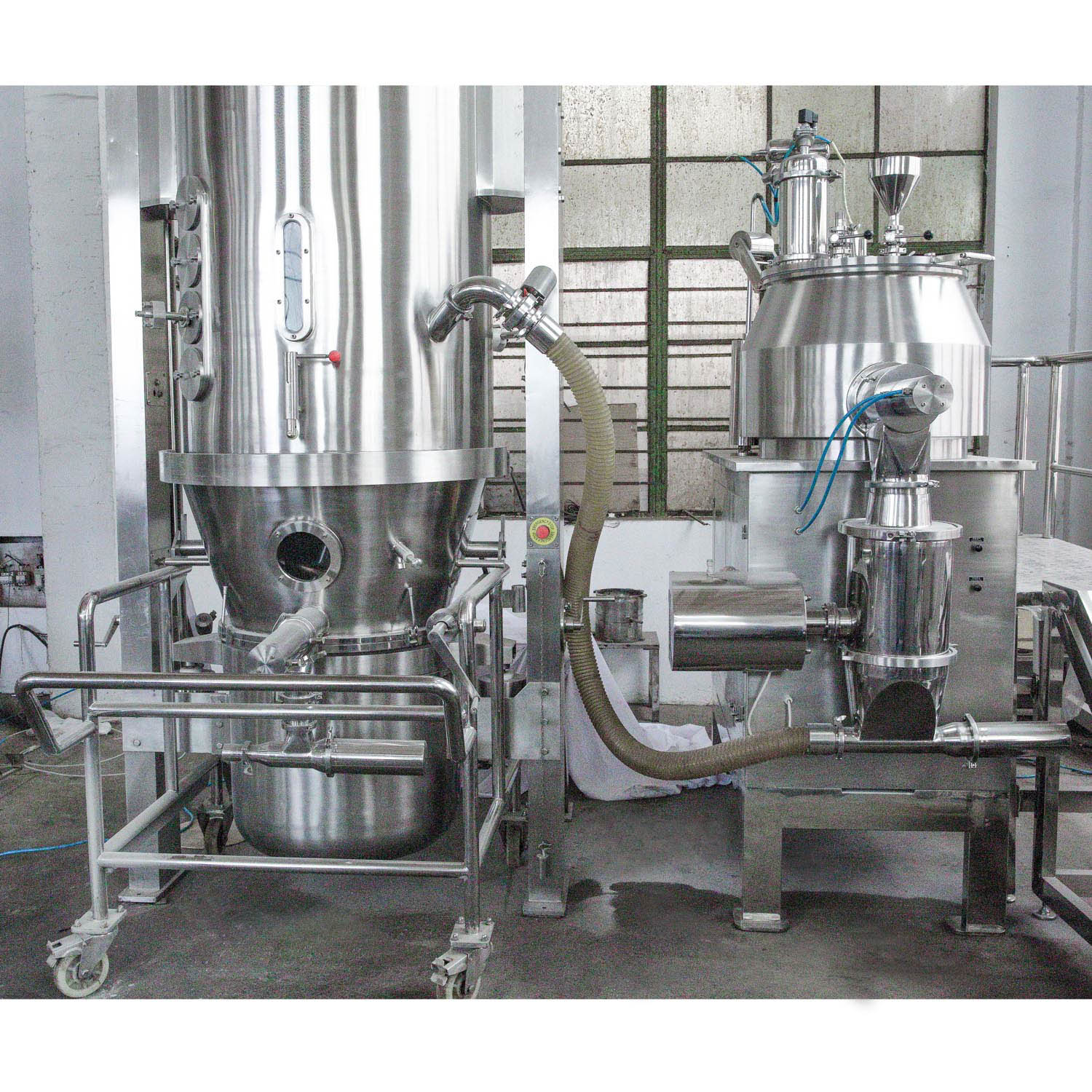 Granulator ze złożem fluidalnym FG-30 6