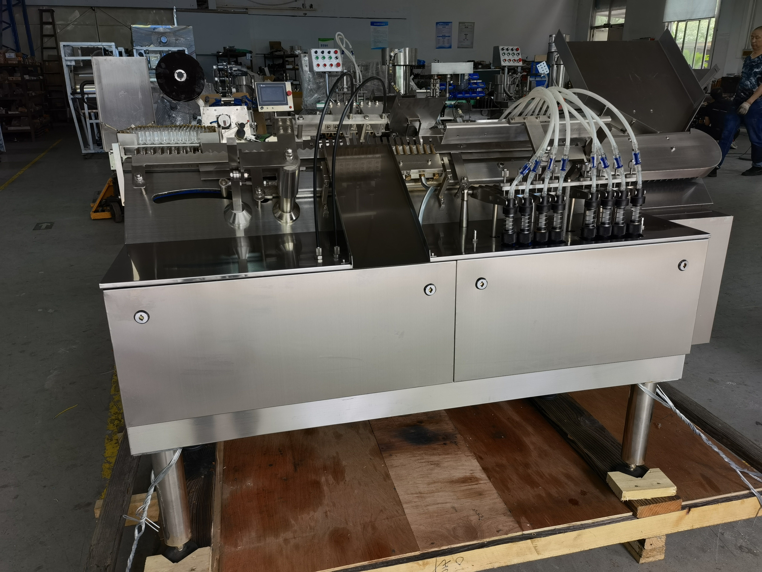 Nueva máquina automática de llenado y llenado de ampollas PLC 3