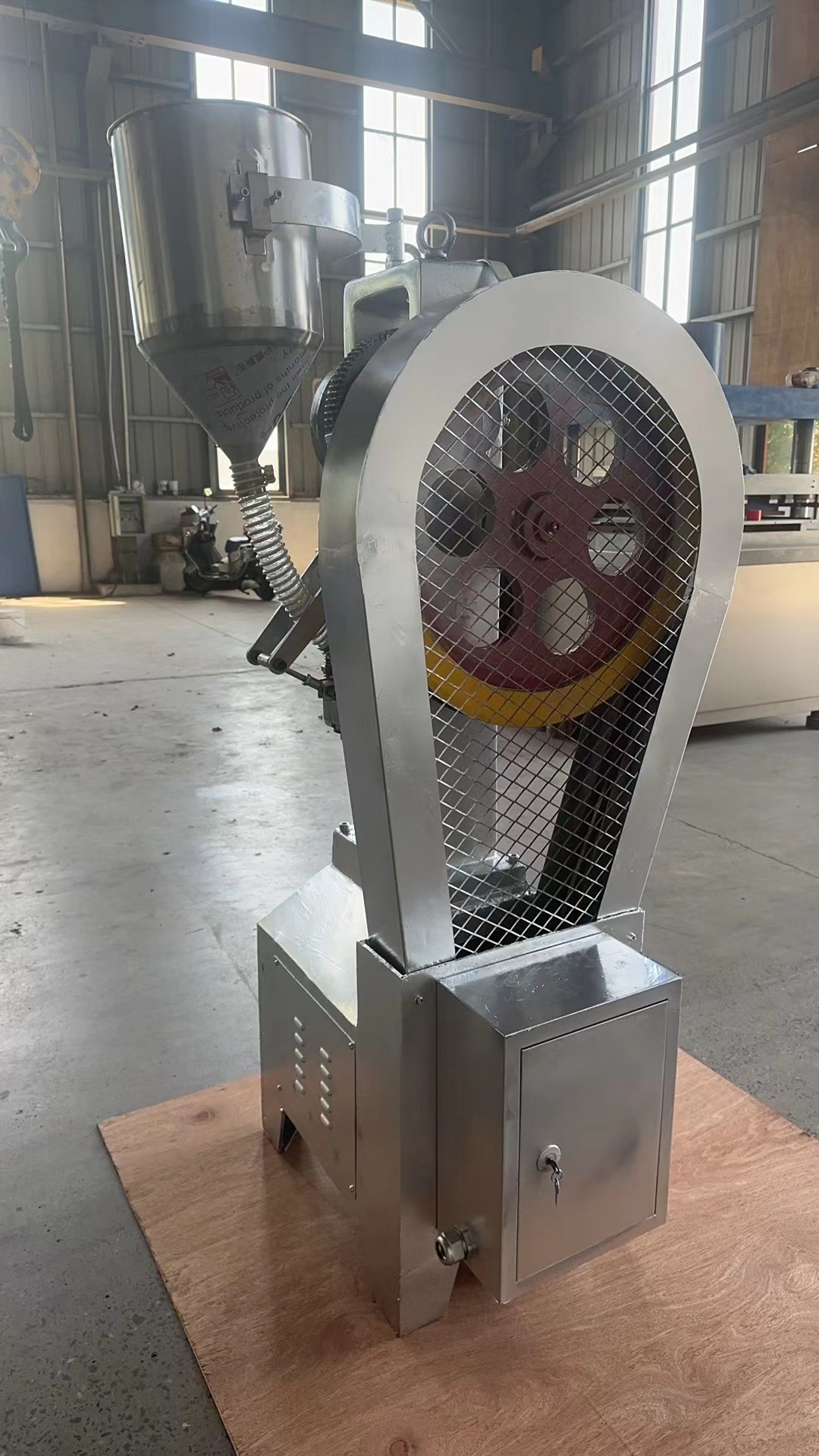 Flower Basket Single Punch Tablettenpresse (THP-II) 7