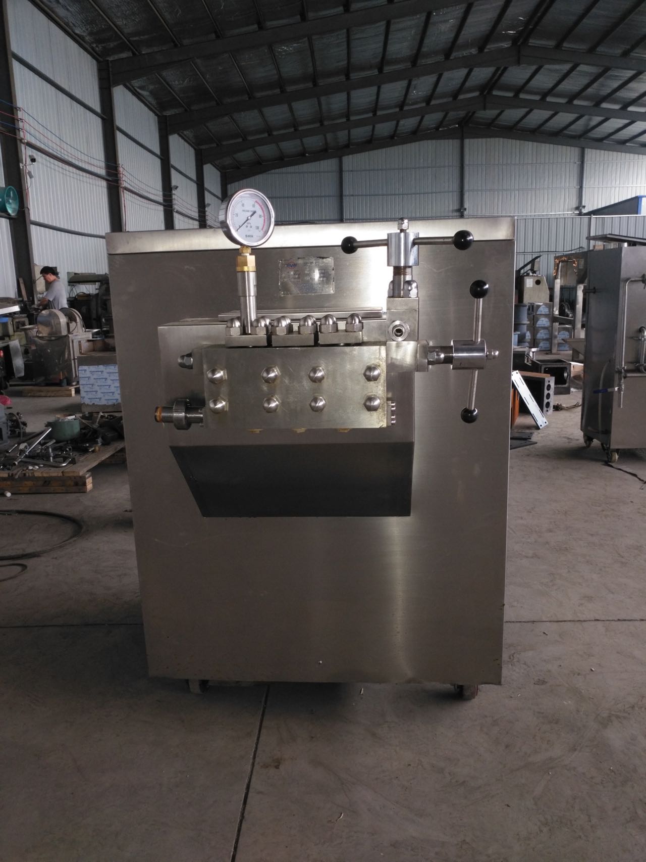 Homogeneizador de leche vertical de alta eficiencia 2