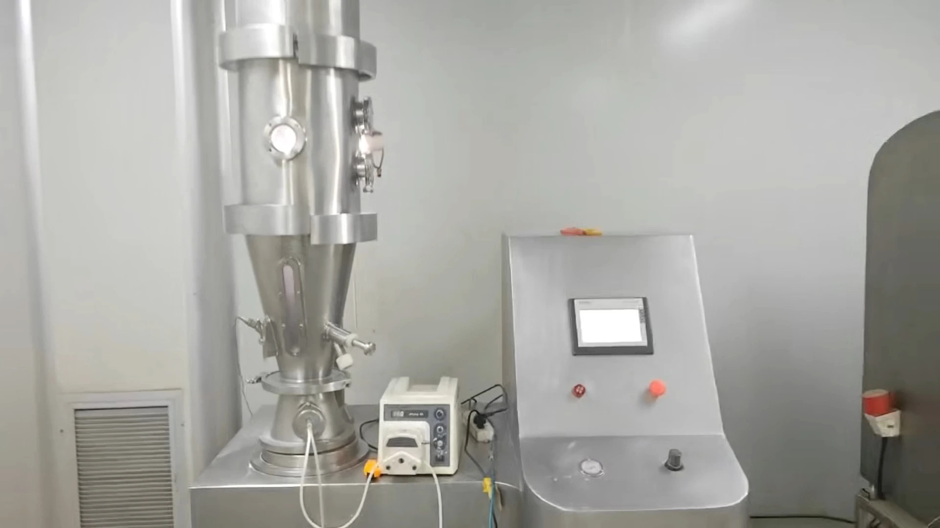 Granulator fluidalny 1