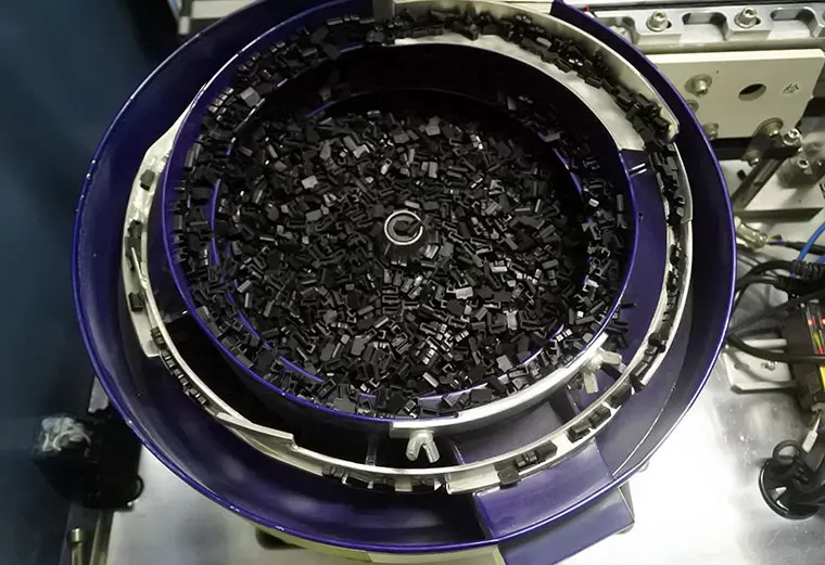 Electronics Assembly Machine Manufacturer by Yicheng-1 6