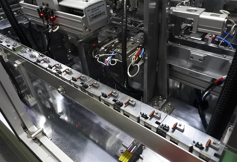 Customized Toggle Switch Automatic Assembly Machine Production Line 5