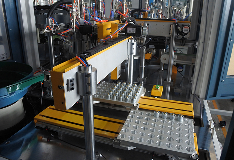 Customized Motor Frame Cooling Fan Automatic Assembly Machine 4