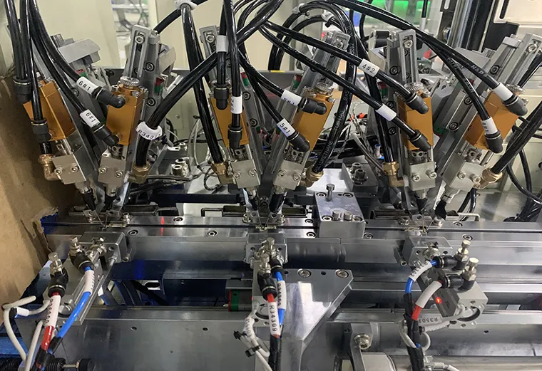 Micro Switch Assembly Machine Manufacturer by Yicheng 3