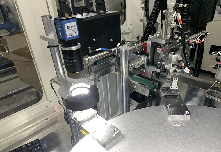 Automated Assembly Equipment - - Yicheng-4 5