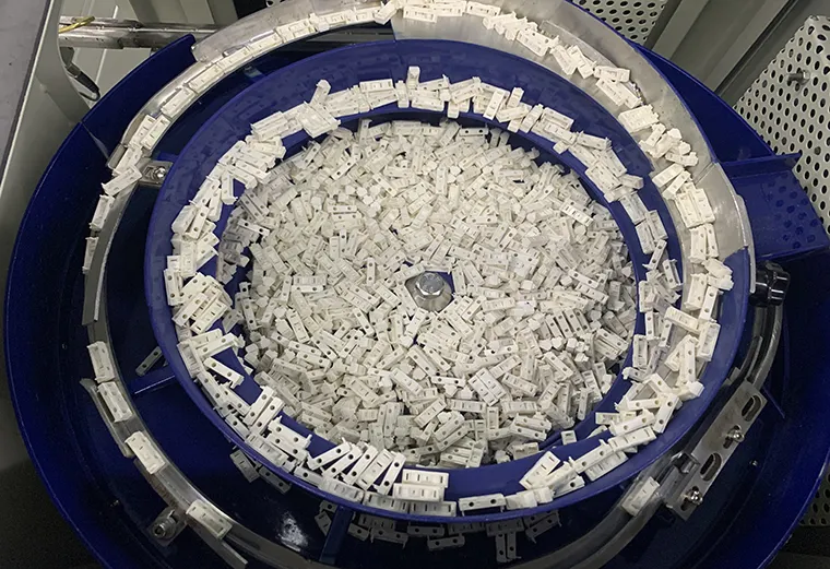 Micro Switch Assembly Machine Manufacturer by Yicheng 5