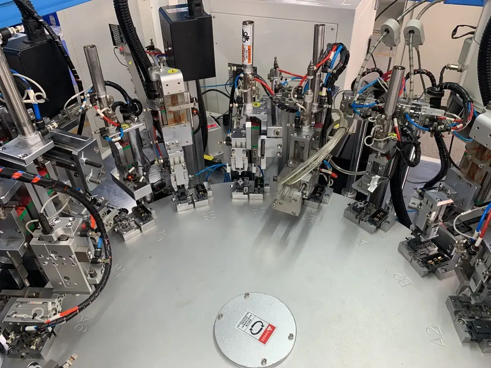 Electronics Assembly Machine Manufacturer - - Yicheng 6