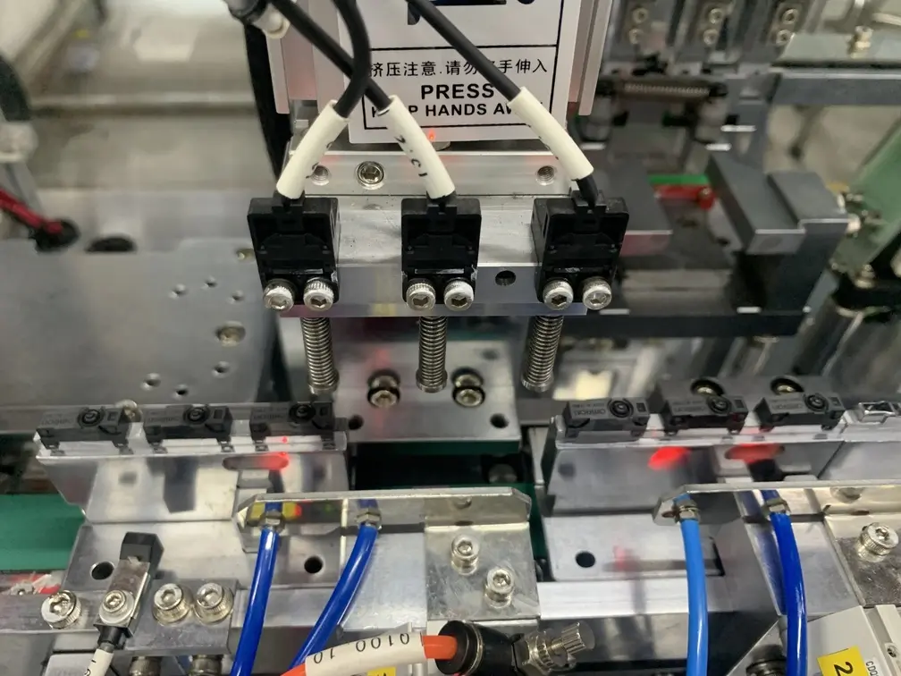 Electronics Assembly Machine Manufacturer - - Yicheng-2 5