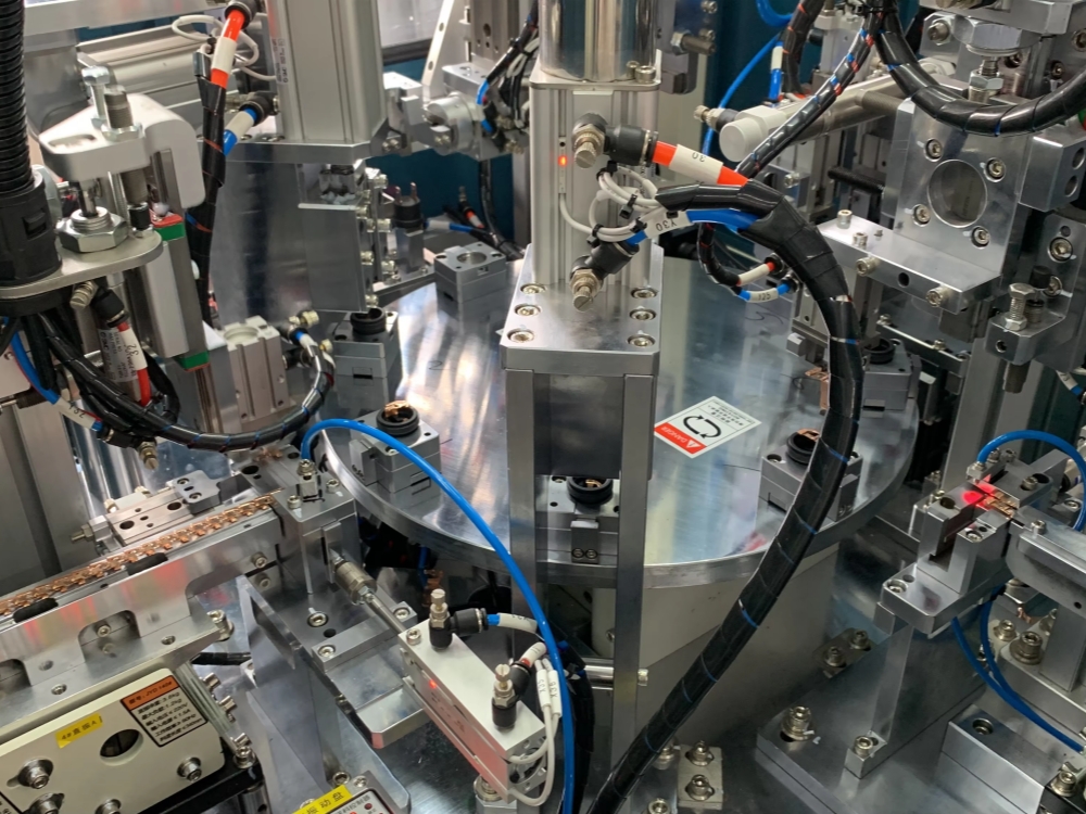 Composite PBT Switch Automatic Pin Assembly Machine | Yicheng