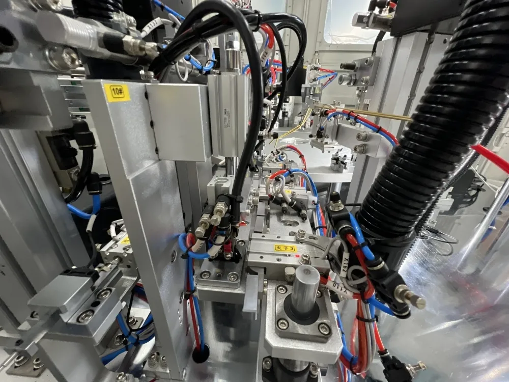 Assembly Equipment Manufacturers - - Yicheng 4