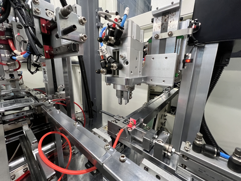 Five-hole Socket Fully Automatic Assembly Machine | Yicheng Automation