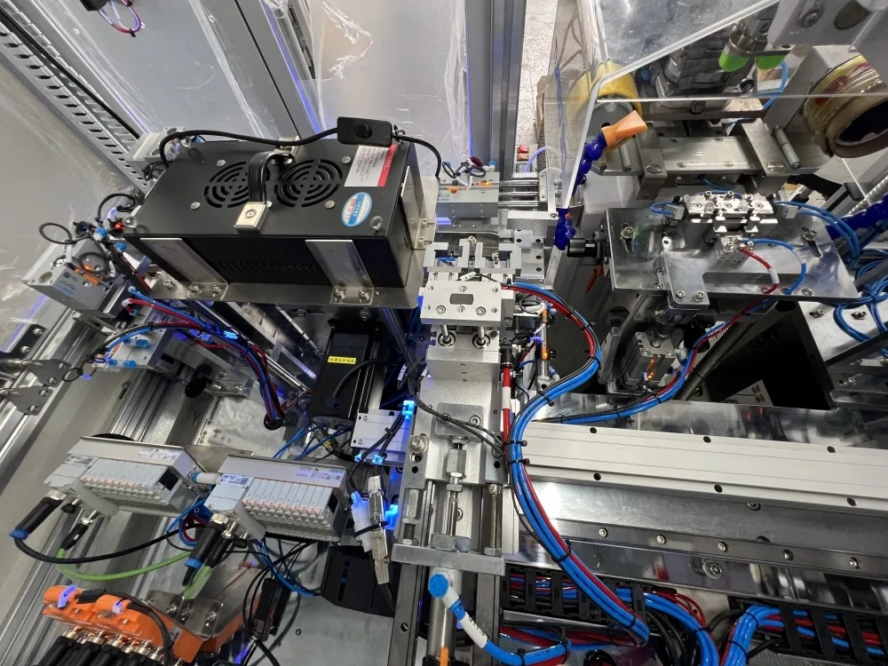 Electronics Assembly Machine by Yicheng 4