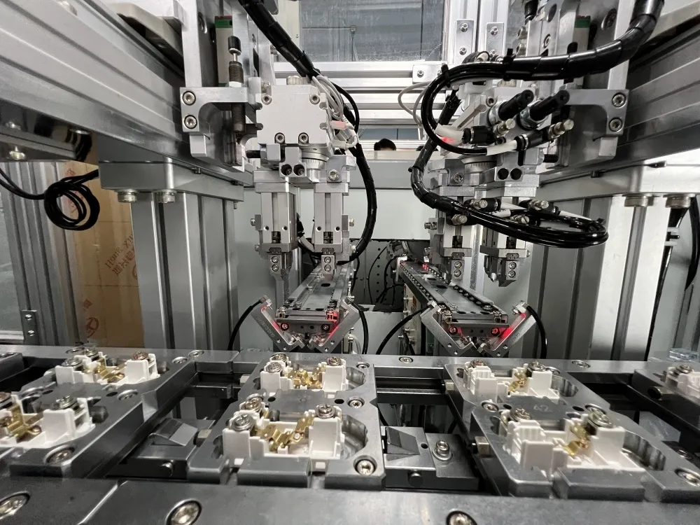 Assembly Automation Equipment - - Yicheng 7