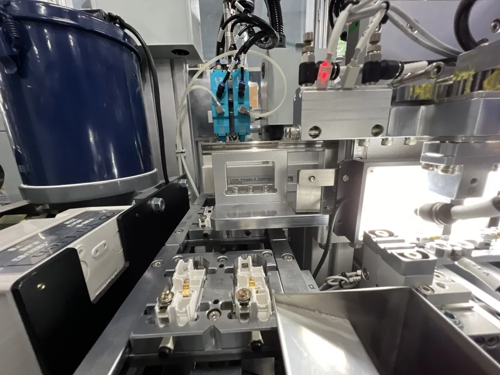 Assembly Automation Equipment - - Yicheng 5