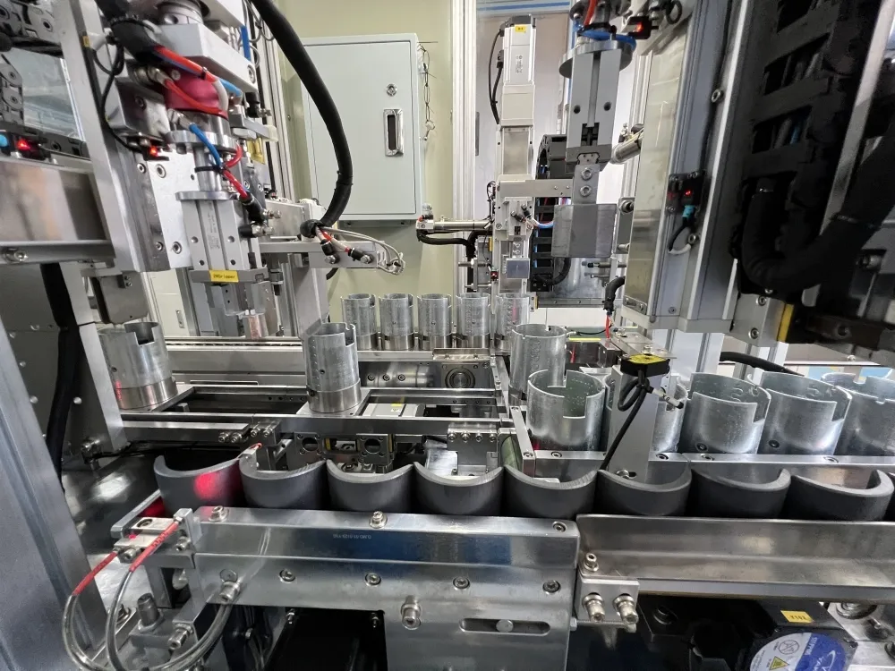 Automated Assembly Equipment - - Yicheng-1 7