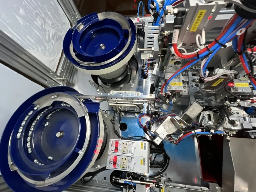 Auto Assembly Machine - - Yicheng-1 6