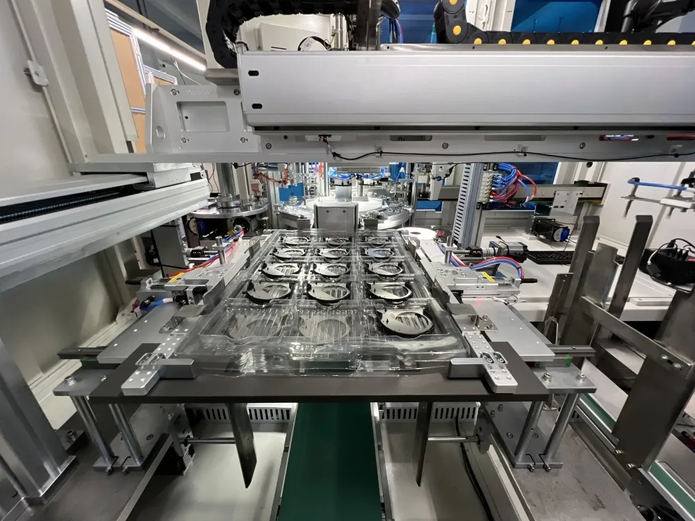 Auto Assembly Machine by Yicheng-2 4