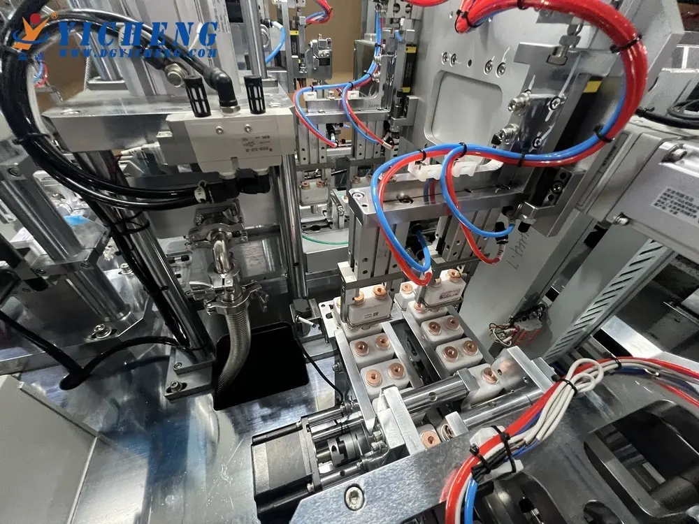 Automatic Assembly Machine - - Yicheng 6