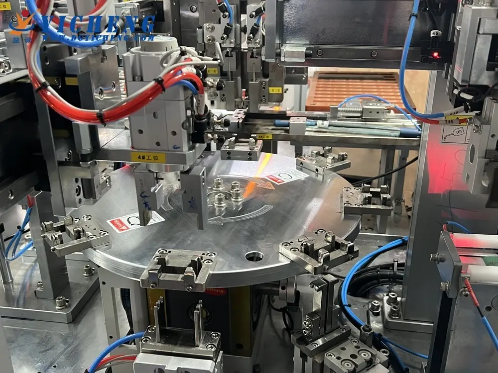 Automatic Assembly Machine - - Yicheng 3