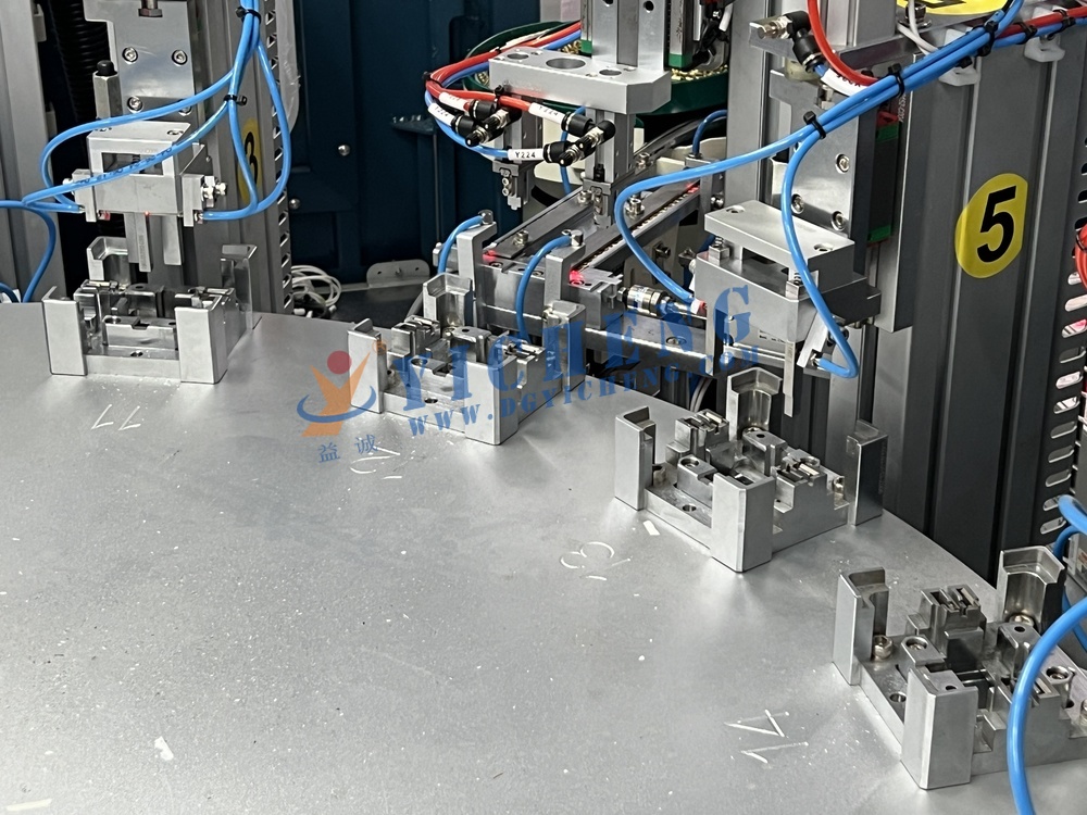 Máquina de ensamblaje automática de zócalo automático de alta eficiencia para fabricación inteligente 9