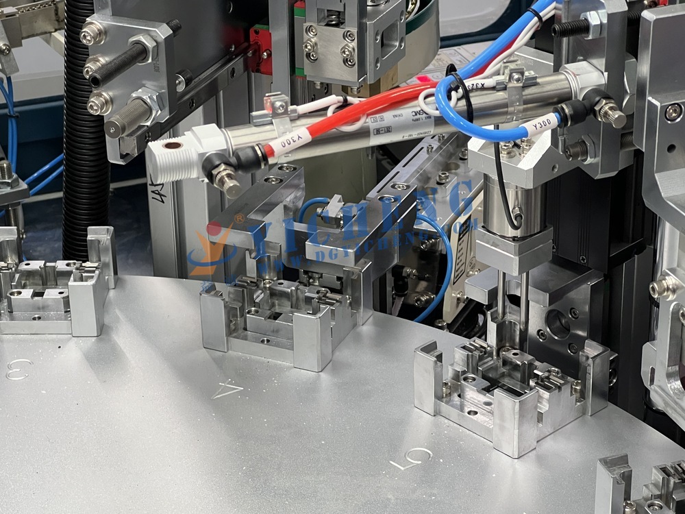 Máquina de ensamblaje automática de zócalo automático de alta eficiencia para fabricación inteligente 6