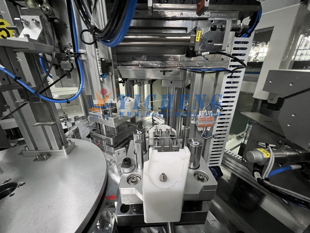 High-Precision Automotive Dual-side Seat Belt Frame Riveting Assembly Machine for BYD 4