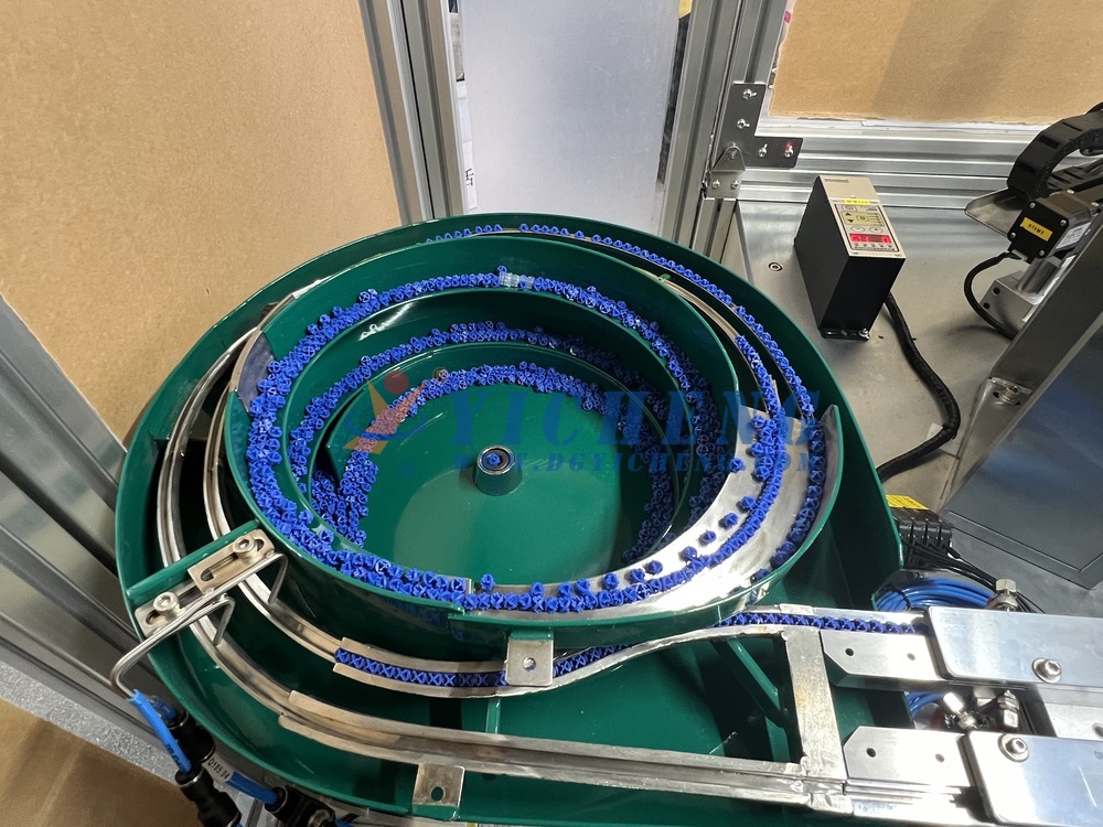 Máquina de ensamblaje de válvula de control médica automática de alta velocidad 3