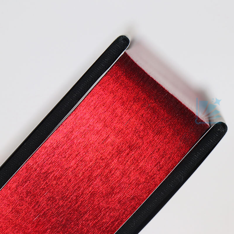 Libro con bordi dorati rossi personalizzati e sovraccoperta, autopubblicazione e stampa di libri. 5